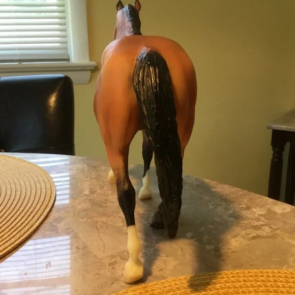 Horse Needs New Home! (11 3/4in long and 8 in Tall ear to legs) - Picture 5 of 16